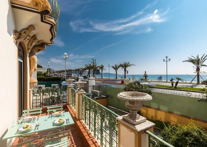 Collin - Promenade Des *